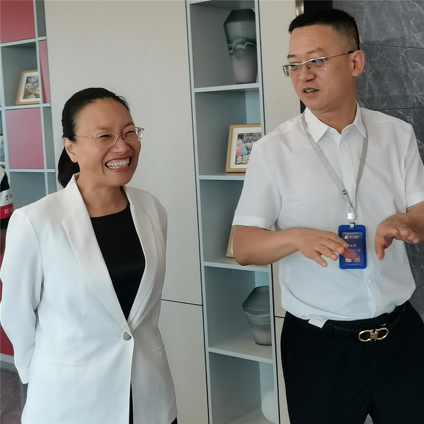 区向导莅临指导，，，，，，相助助力自贸港